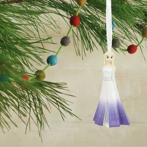Disney Frozen Elsa Holiday Ornament with Purple and White Dress NWT